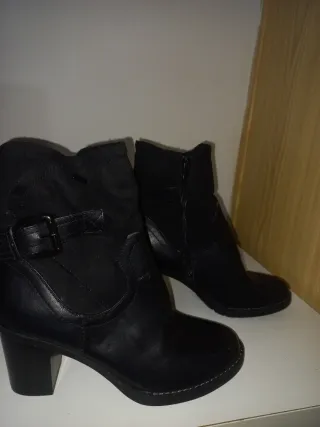 Botines negros tacón alto