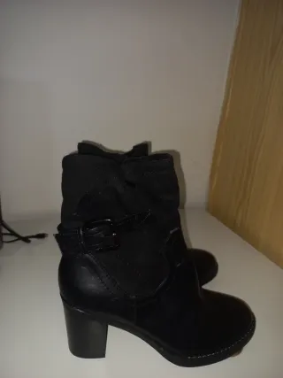 Botines negros tacón alto