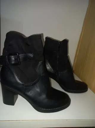 Botines negros tacón alto