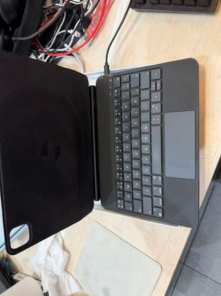 Teclado NUFLAZ para iPad Air 11 M2/M3