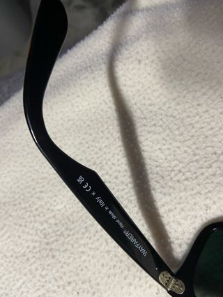 Gafas de sol Ray Ban.