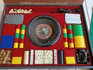 Scatola giochi vintage roulette dama carte