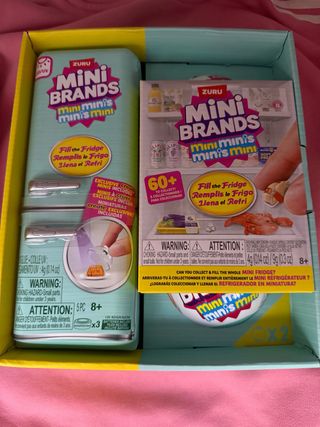 Nevera Mini Brands con 2 Bolas