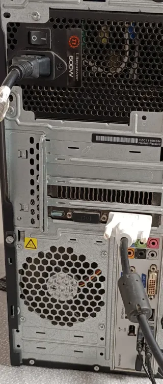 Computer desktop HP Nero