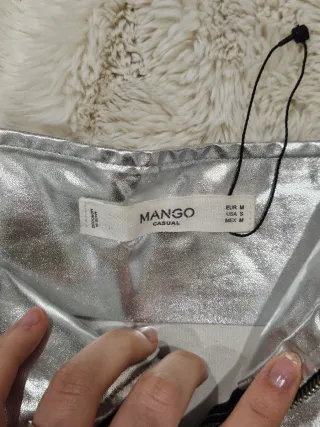 Falda plateada Mango