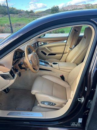 Porsche Panamera 2012