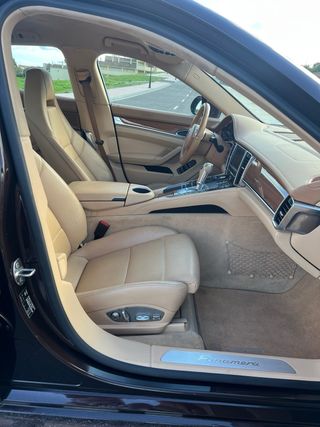 Porsche Panamera 2012