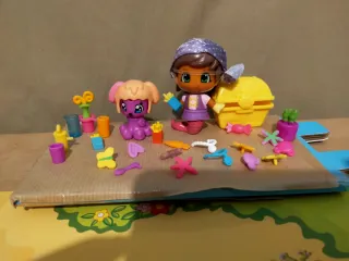 Casa Pinypon Cuentos con muchos Accesorios.