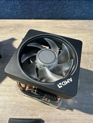 AMD Ryzen 7 3700X Procesador