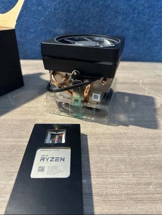 AMD Ryzen 7 3700X Procesador