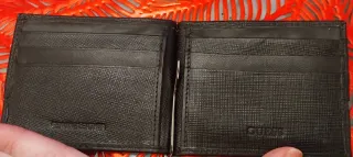 Billetera Guess Piel Negra