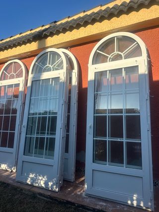 Puerta/Ventana PVC Arco Medio Punto