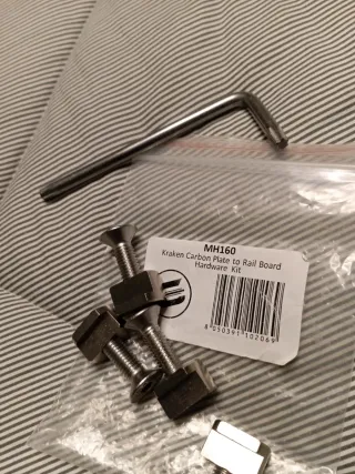 Kit Tornillos/Tuercas Wingfoil Sabfoil MH160 M8x30