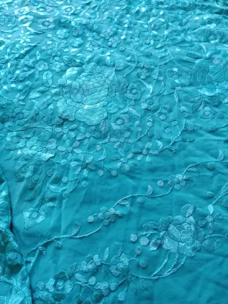 Mantón seda turquesa 1.35m