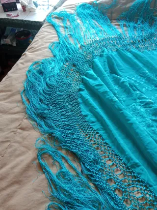 Mantón seda turquesa 1.35m