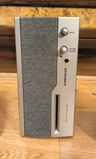 Altavoces y Subwoofer Supratech