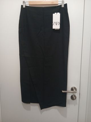 Falda Zara Negra Lápiz Asimétrica