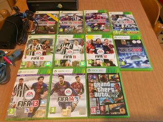 Xbox 360 Slim 40 GB +11 Giochi(Senza Controller)