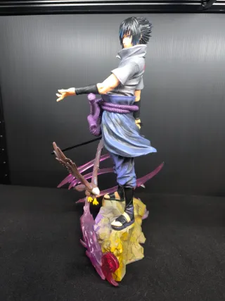 Figura Sasuke Uchiha Naruto
