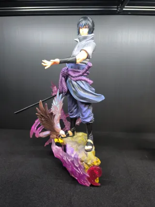 Figura Sasuke Uchiha Naruto