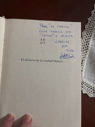 El silencio de la ciudad blanca: Trilogia de la...