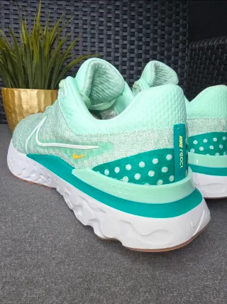 Nike React Infinity Run FK3 Verde/Turquesa