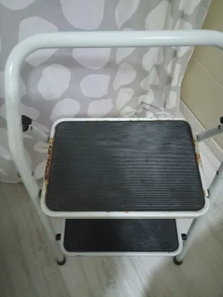 Escalera tijera 2 peldaños. Recojer en domicilio