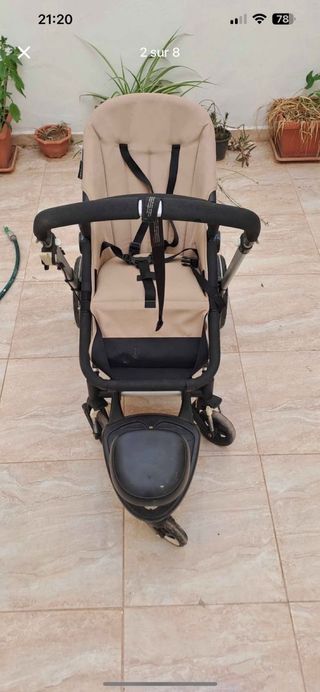 Carro de bebé color beige