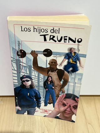 Los hijos del trueno (Serie roja) (Spanish Edit...
