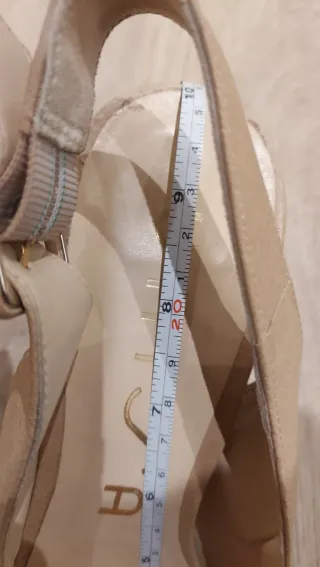 Sandalia Unisa Tacón Nude Talla 39