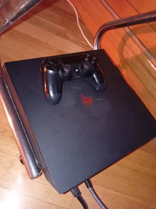Console PS4 Pro Nera