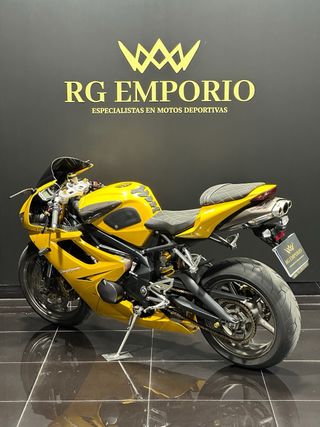 DAYTONA 675 DESDE 123€/MES