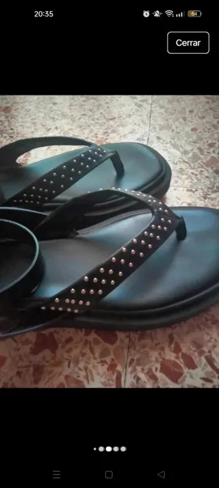 Sandalias Lefties negras con tachuelas