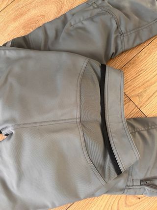 Conjunto Chaqueta y Pantalón BMW