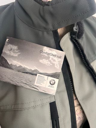 Conjunto Chaqueta y Pantalón BMW