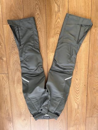 Conjunto Chaqueta y Pantalón BMW