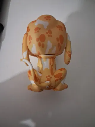 Figura perro decorativa