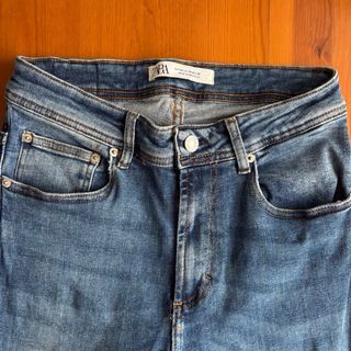 Pantalón vaquero Zara