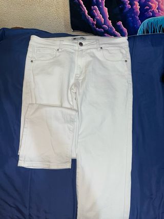 Pantalón blanco ancho casual