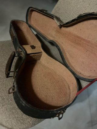 Estuche Guitarra Vintage Rígido