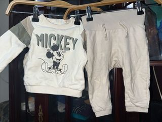 Conjunto bebé Mickey Mouse