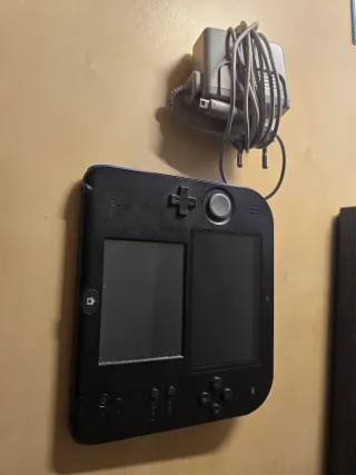 Nintendo 2DS Negra y Azul