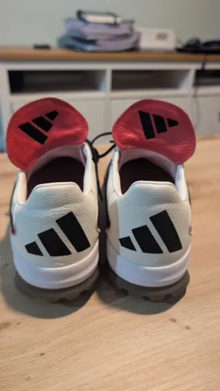 Zapatillas Adidas Predator Turf Talla 42.5