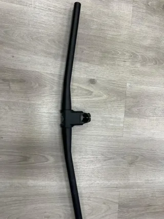 Potencia Syncros 50mm,y ángulo -14° y Manillar