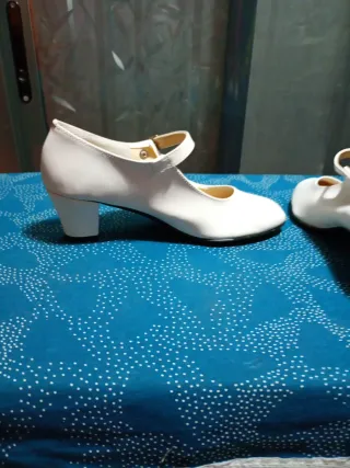 Zapatos Flamenco Sevillana Talla 37 Blancos