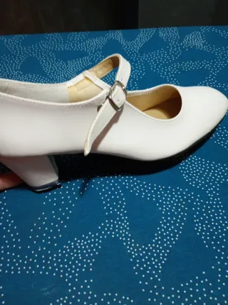 Zapatos Flamenco Sevillana Talla 37 Blancos