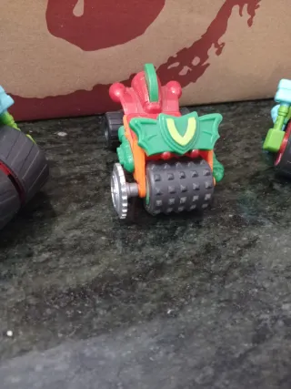 Superthings 3 coches moto