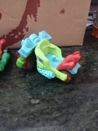 Superthings 3 coches moto