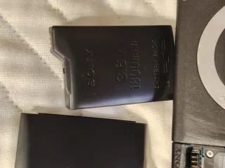 Consola Sony PSP 1004 Negra + Juego GTA