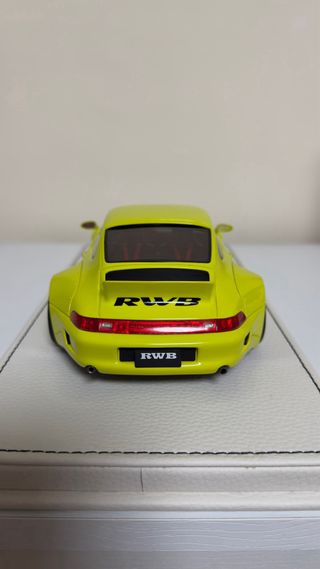 Porsche RWB 1/18